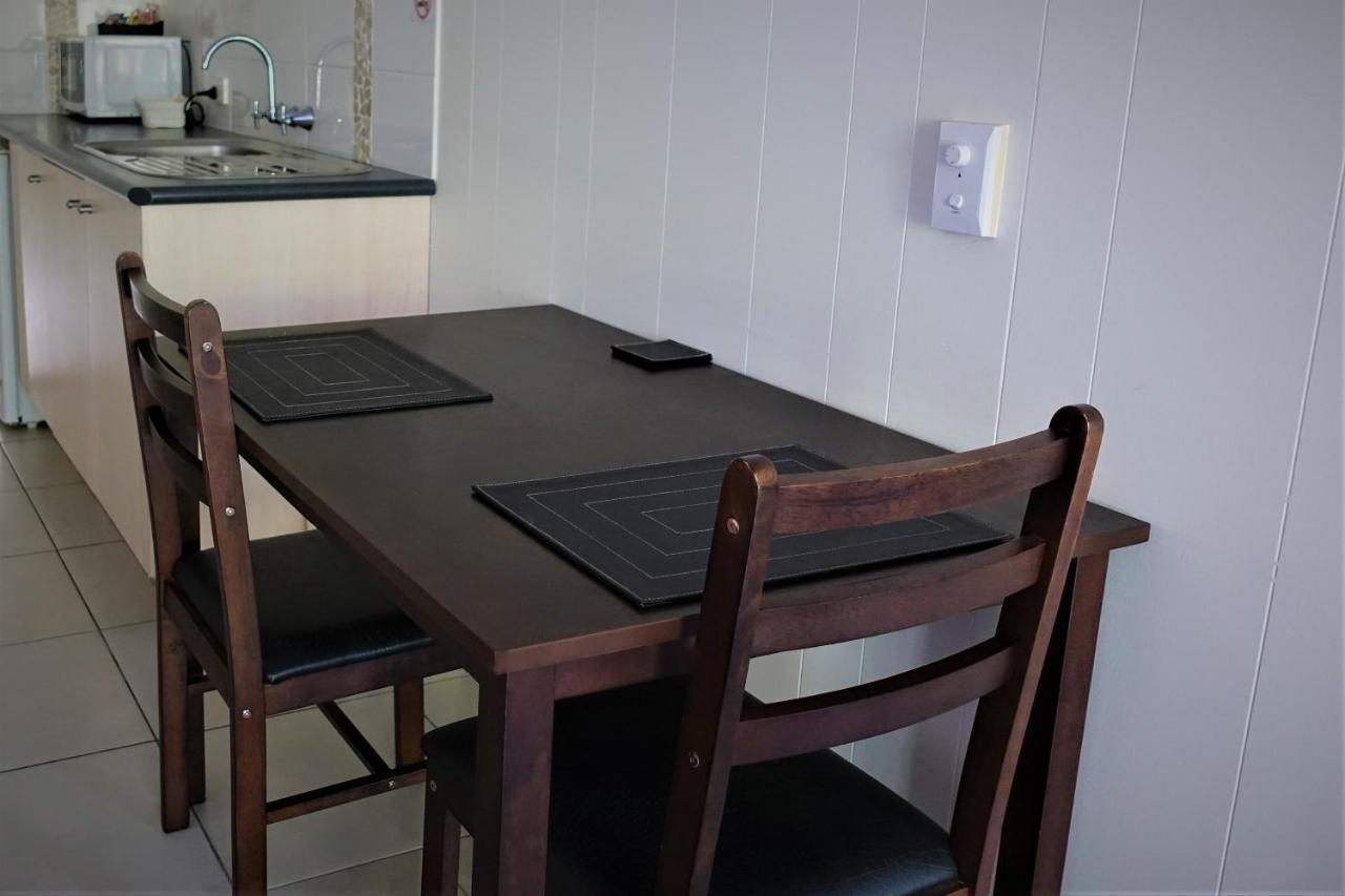 Pacific Palms Motor Inn Marcoola Zewnętrze zdjęcie